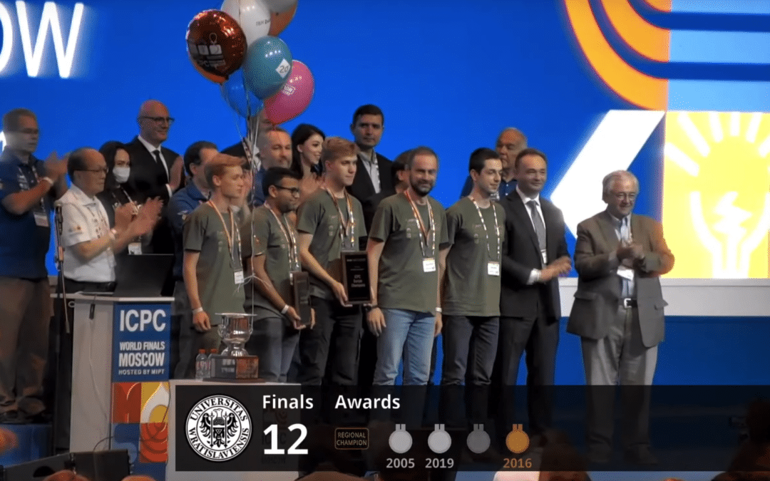 ICPC 2021 winners receiving their reward after competition