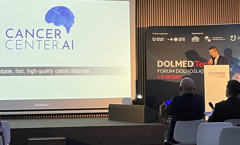 Cancer Center.AI pitch during Dolmed.Tech